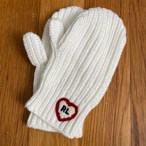 Polo Ralph Lauren Girl`s Heart Patch Wool Blend Mittens